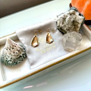 SOLD - Kendra Scott earrings - rose gold - new